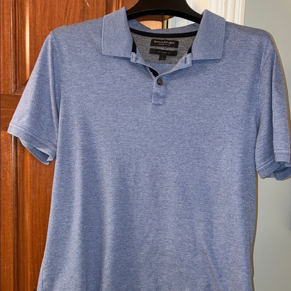 Banana Republic Heathered Light Blue Men’s Polo